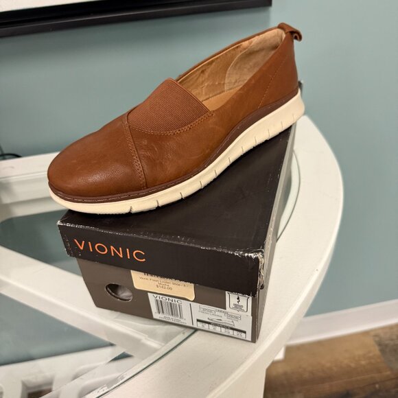 NEW Vionic Fresh Linden Shoe (Mocha) - Picture 2 of 3